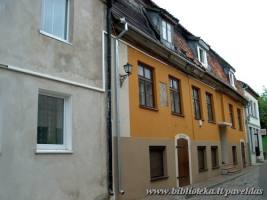 Aukstoji Str. 19, 2002.