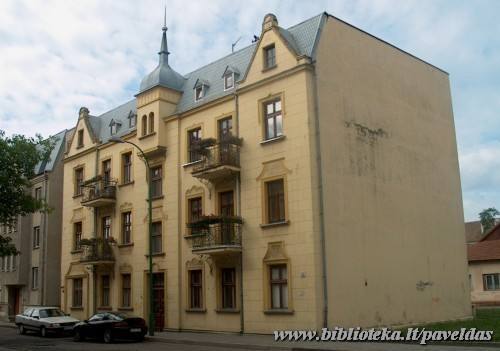 Ligonines Str. 5, 2002.