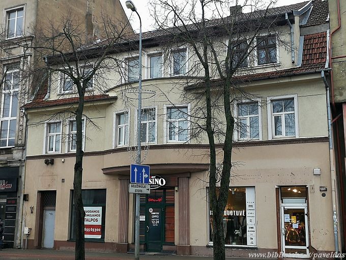 H. Manto Str. 42, 2023.