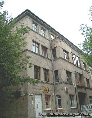 S. Neries Str. 10 2002.
