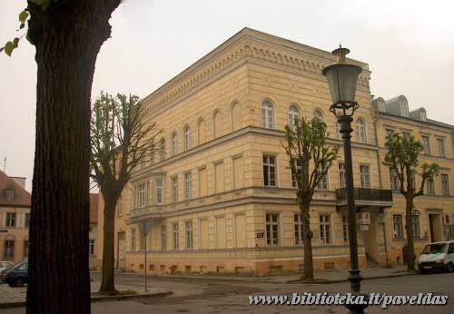 Turgaus Str.22, 2002.