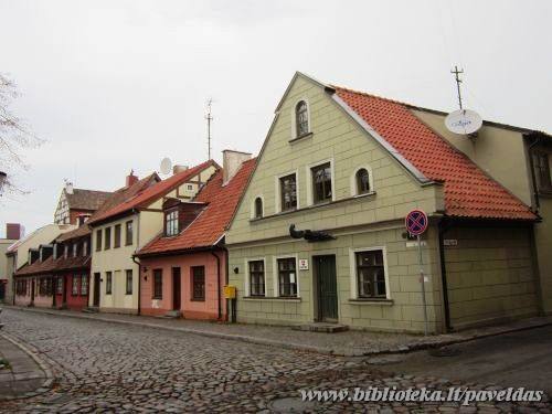 Aukstoji Str. 5, 7, 9, 11, 13, 2013.