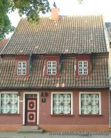 Aukstoji Str. 7, 2002.