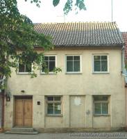 Aukstoji Str. 9, 2002.