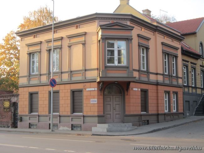1 Kursiu Sq. 2013.