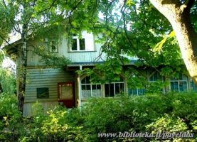 22 Smiltynes St. 2002.