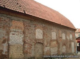 3 Turgaus Sq. 2002.