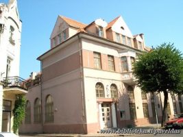 9 Turgaus St. 2002.