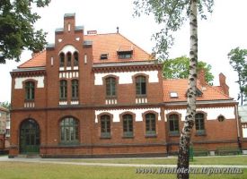 Complex of barracks ( 84 H. Manto St.) 2002.