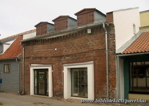 Complex of Buildings (26 26A Tiltu St.) 2002.